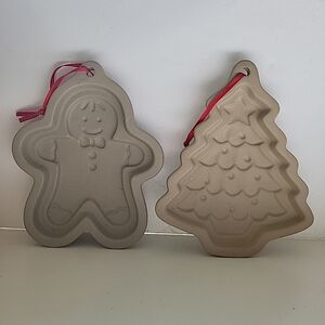 Hearthstone Gingerbread Man and Christmas Tree Baking Molds